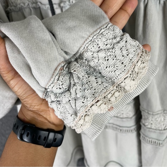 Free People Darling Pullover Gray Lace Detail Boho Cottage Feminine Oversized L - Picture 3 of 11